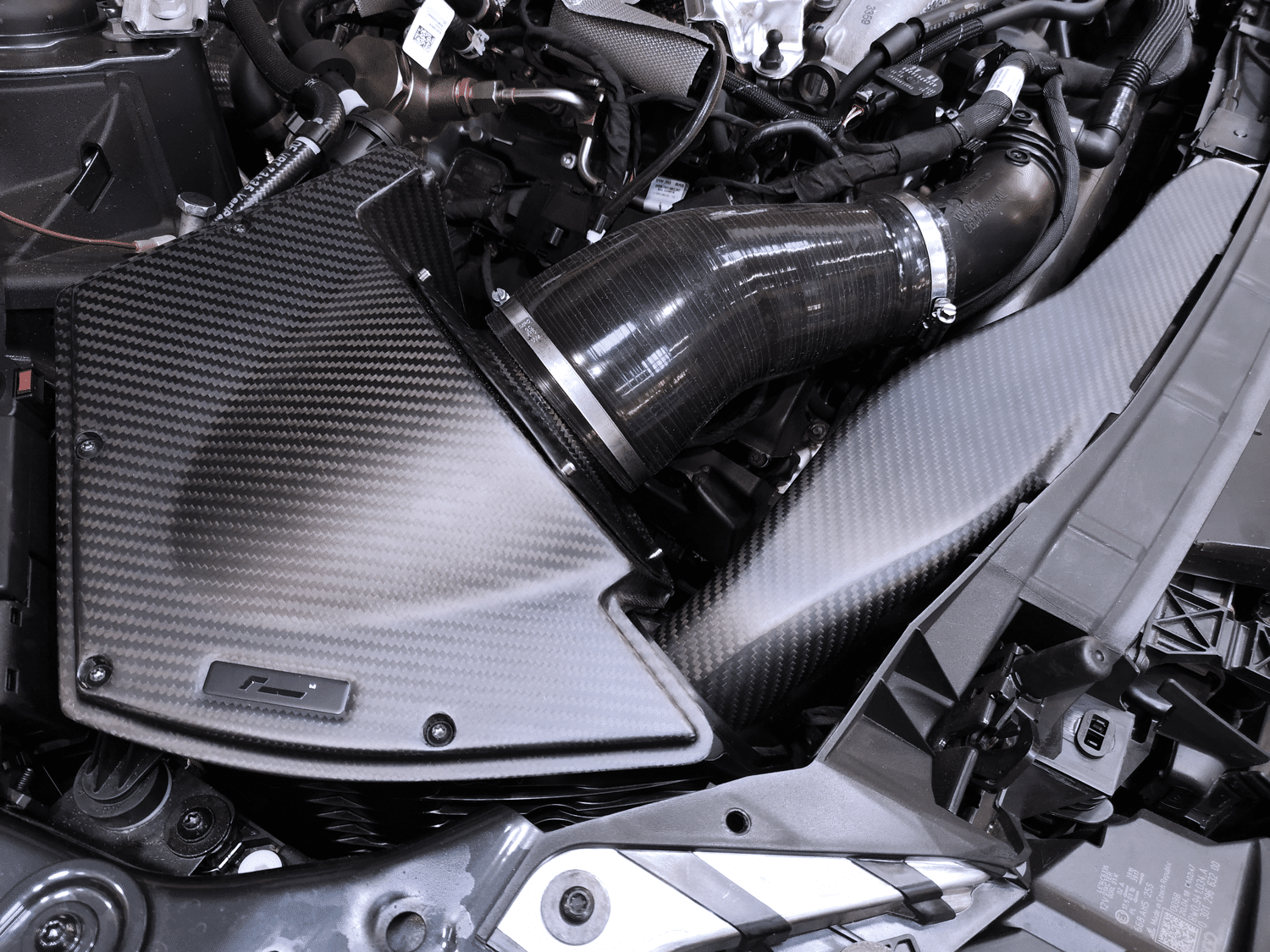 Racingline Carbon Fibre Air Intake System S4/S5 B9 3.0 TFSI