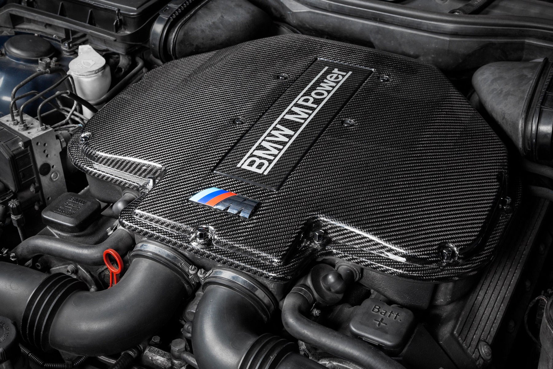 Eventuri Carbon Fibre Plenum Lid - BMW E39 M5 | Z8 (S62)