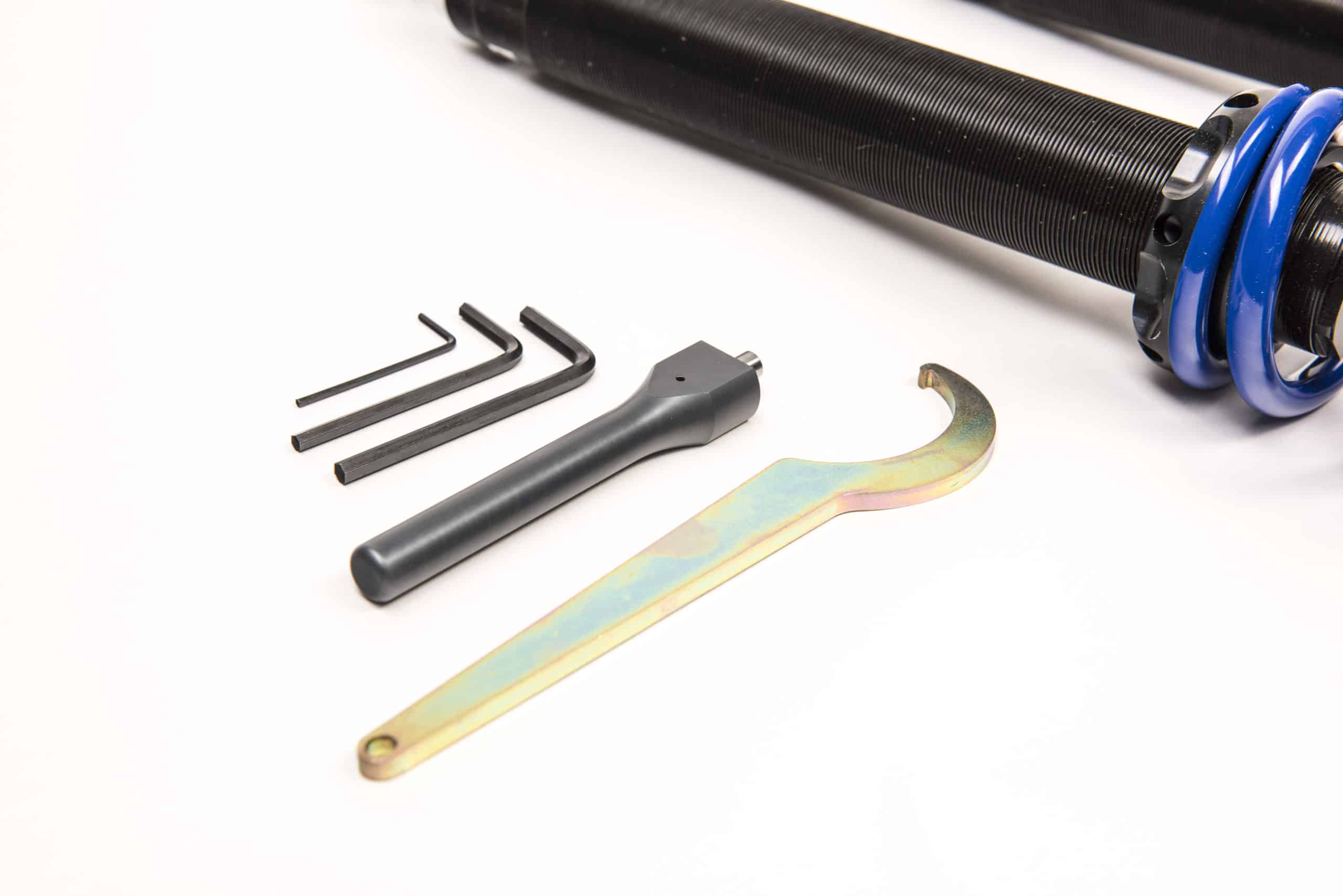 Racingline Track Suspension Kit – 2 Way Adjustable/Rear Coilover Inc. Top Mount – VWR340000-G7